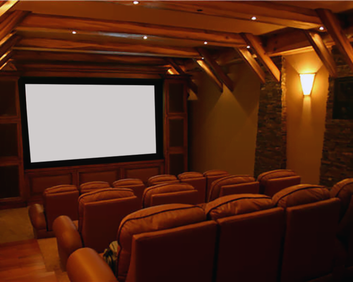 Zdjęcie przedstawiające prywatne kino domowe wykonane przez firmę Paradise Theatre na 18 miejsc