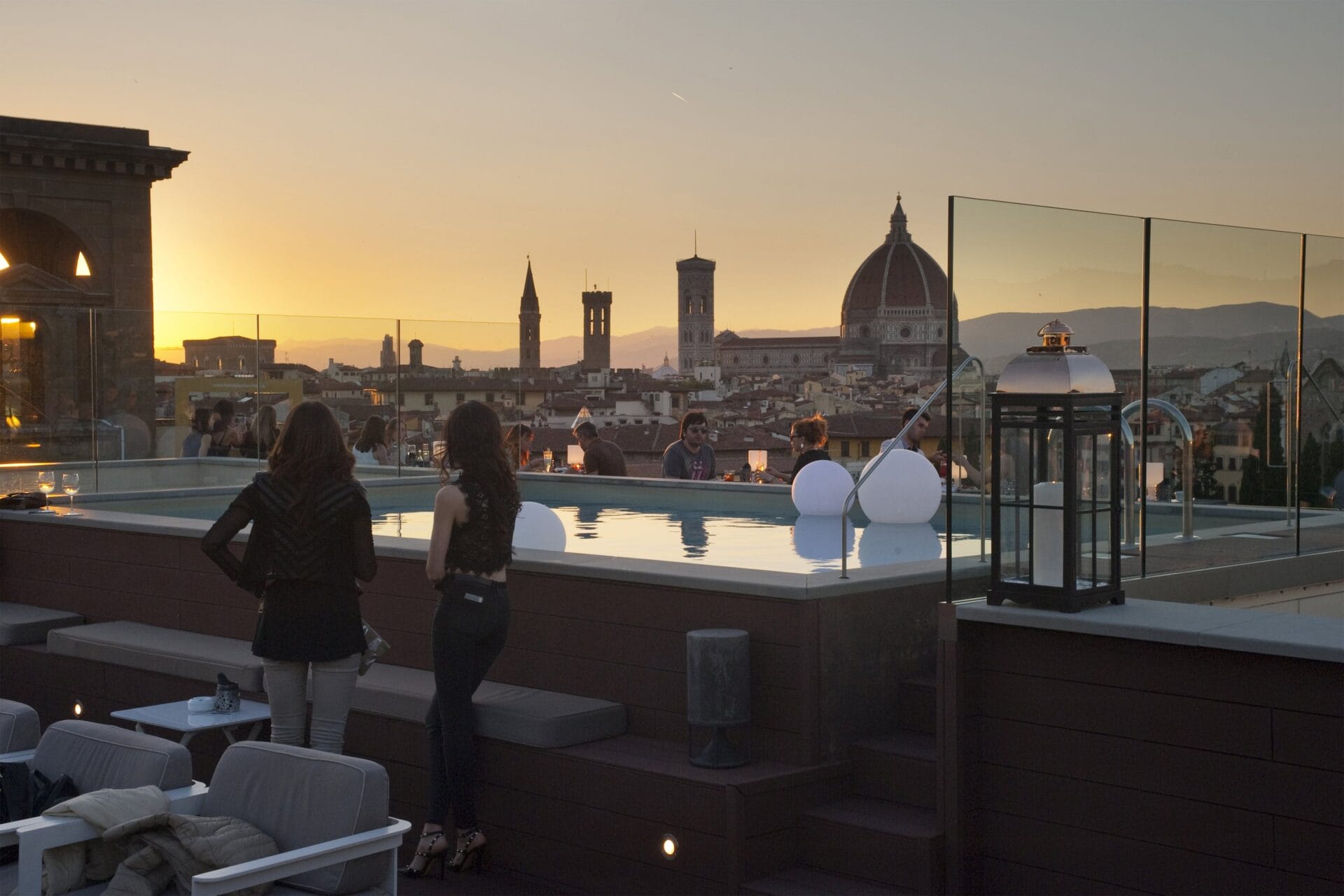 luksusowe głośniki do hotelu