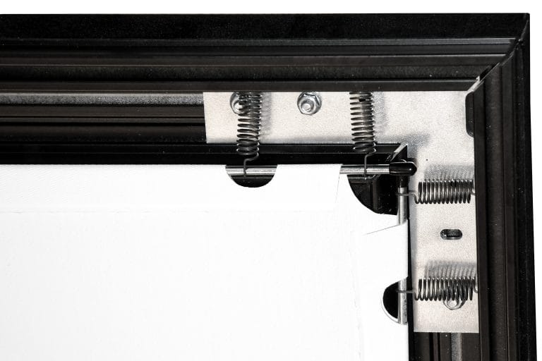 mocowanie ekranu ramowego