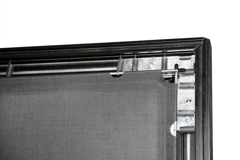 black backing ekranu